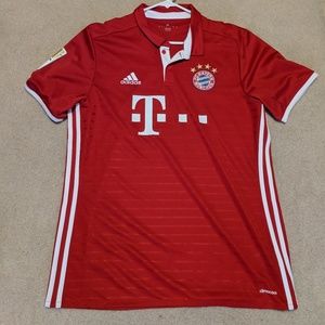 Bayern Munich Mats Hummels jersey